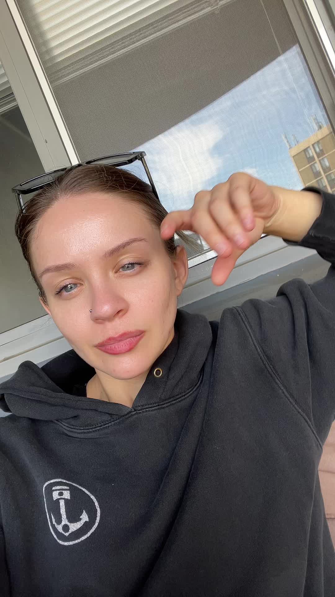 @Mia