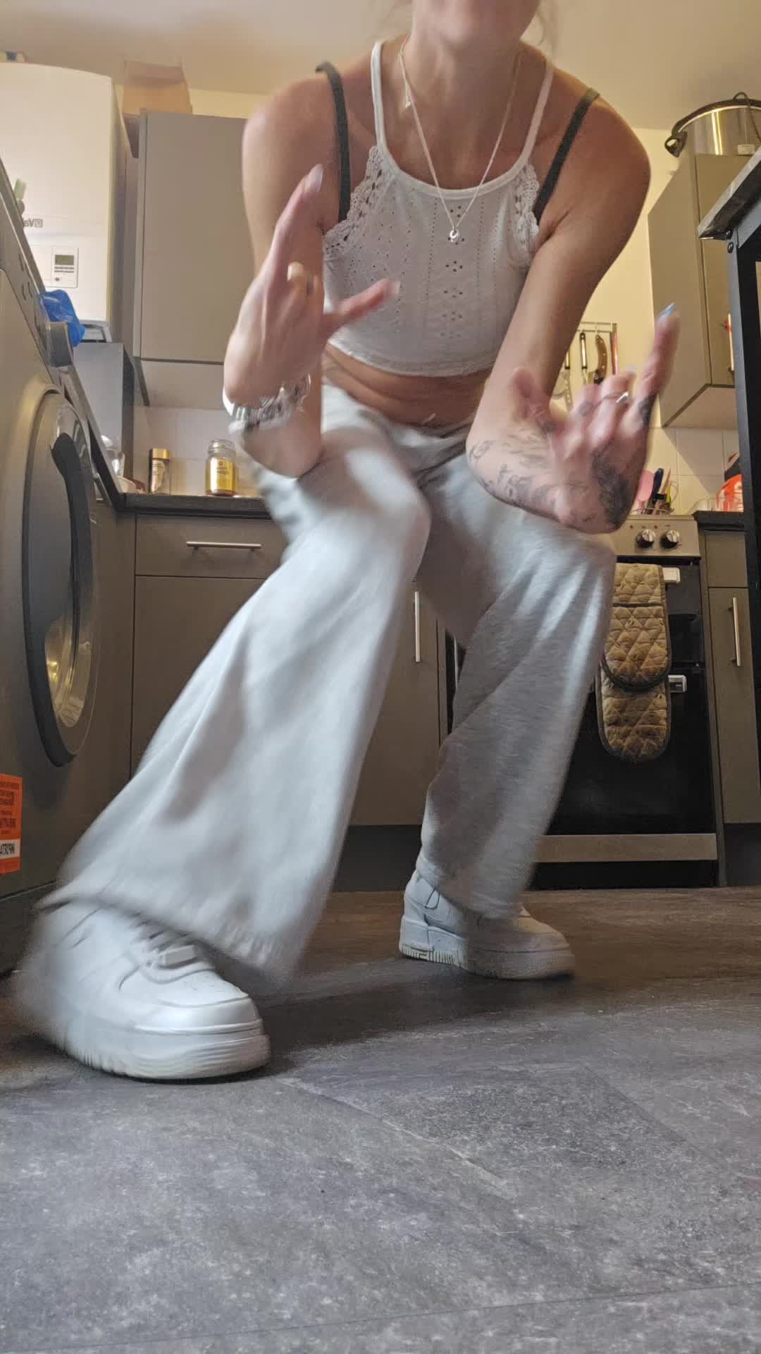 @loufern0