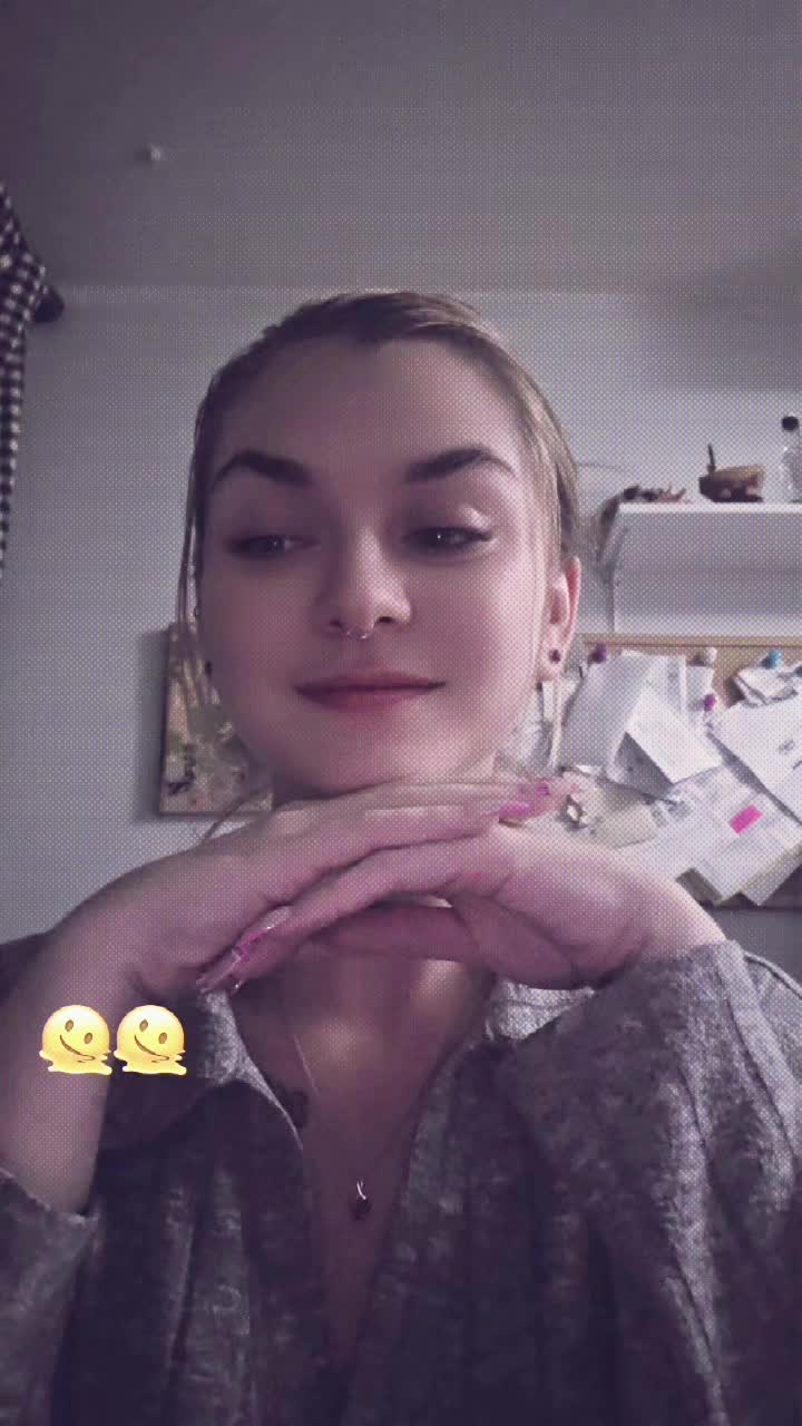 @Katiie_Kiwi 🥝🇨🇦