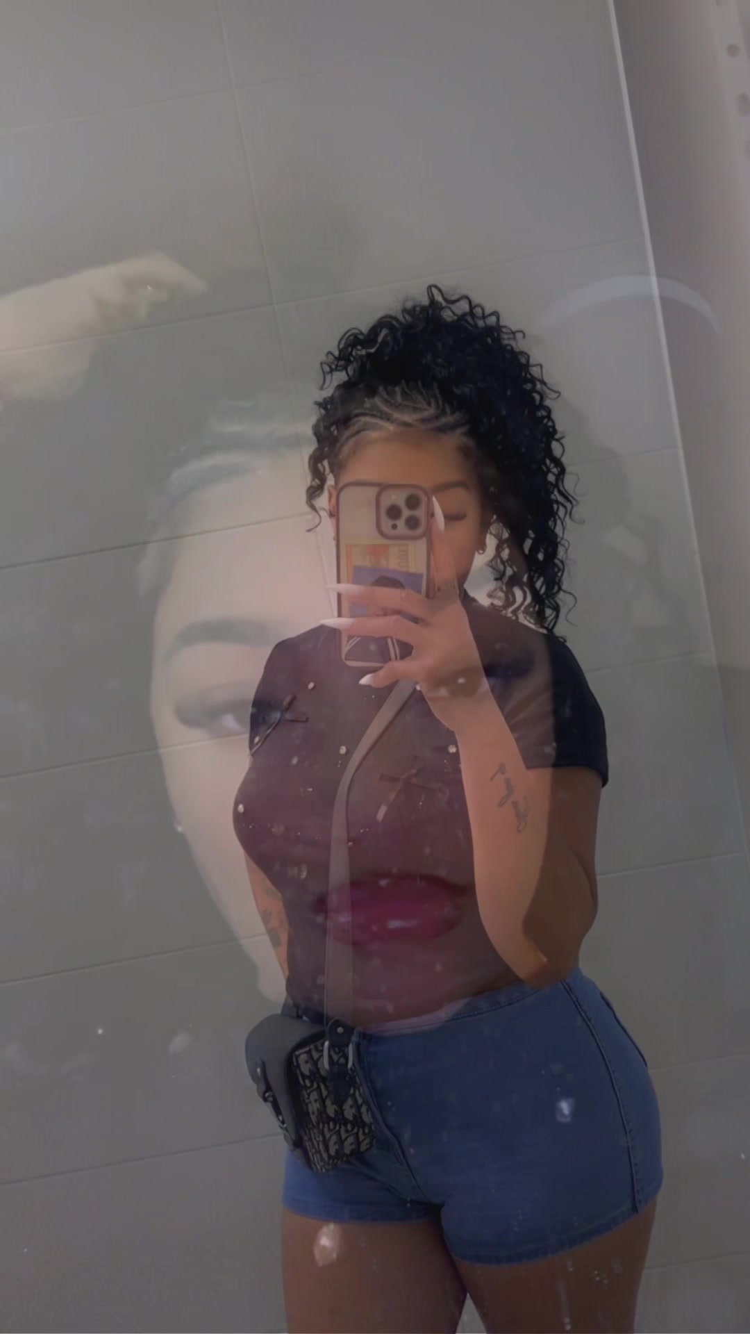 @🦋 Lola 🦋