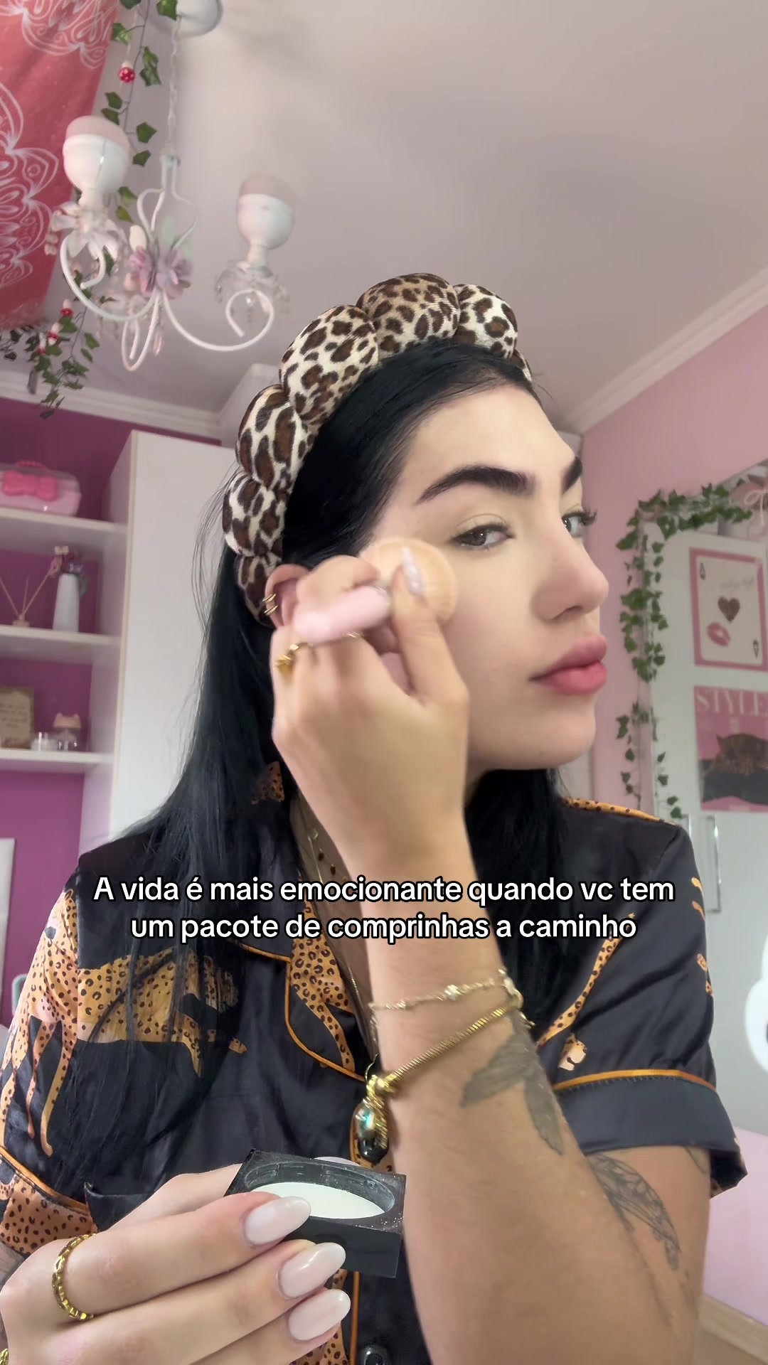 @izabella Flores