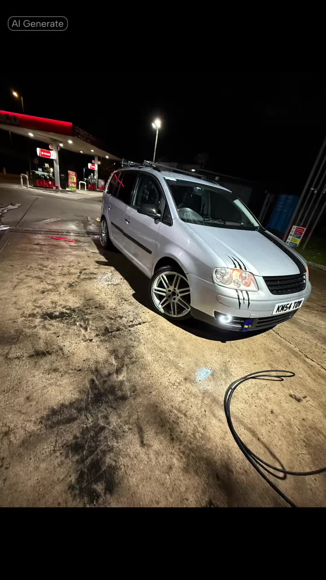 @Allan White265