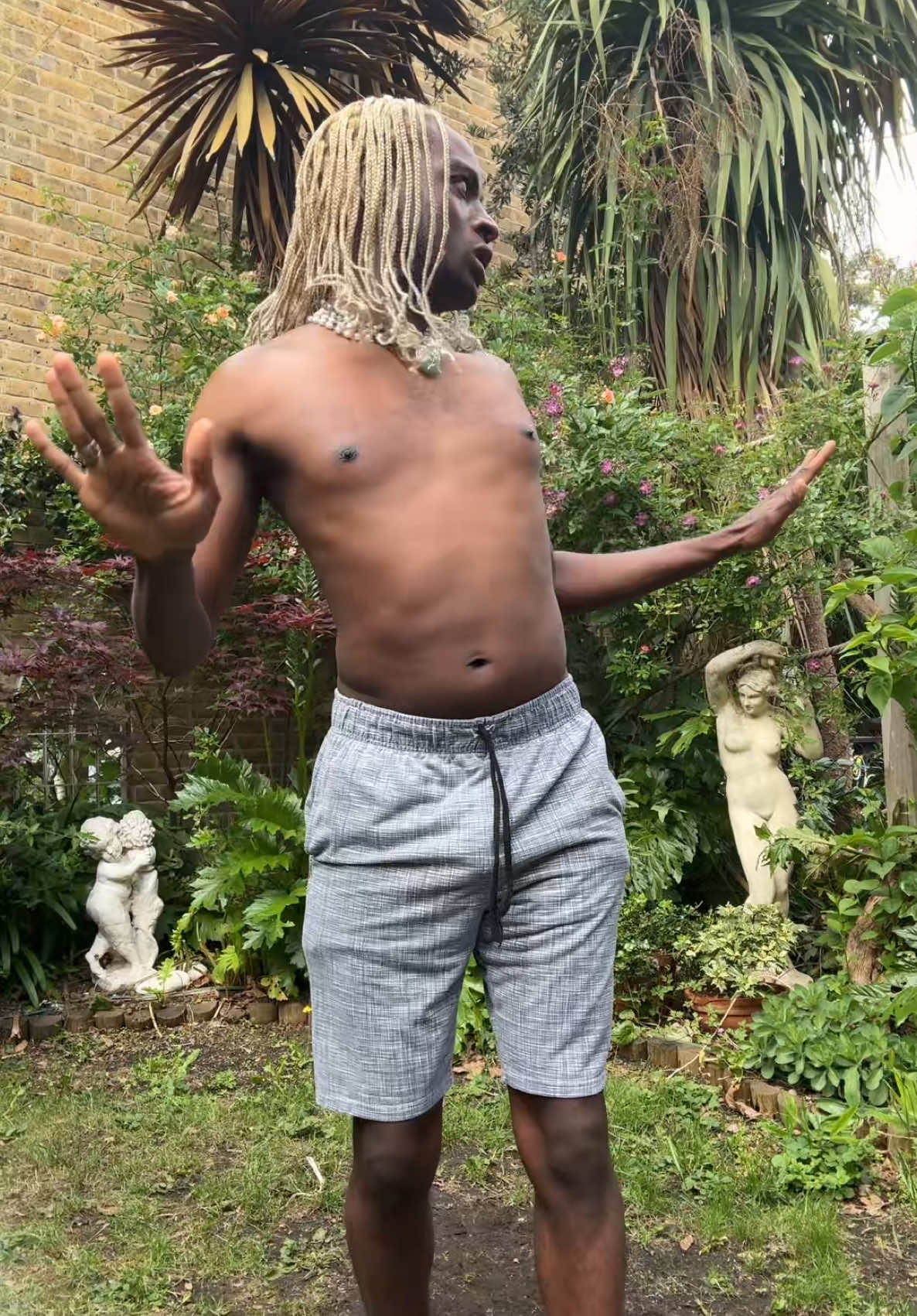 @Ozonna