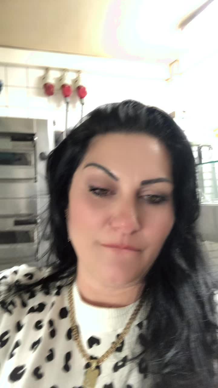 @Ana