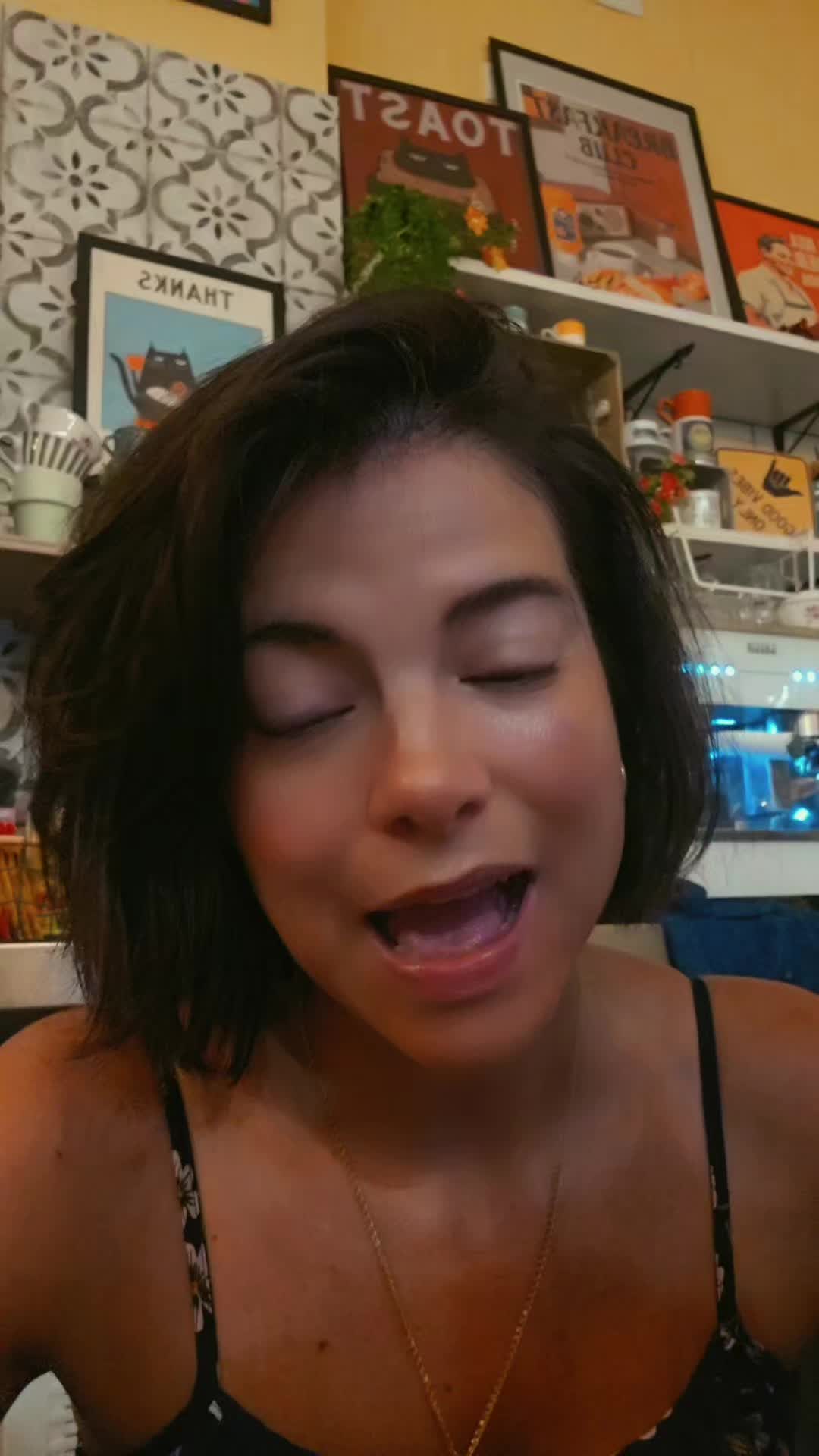 @Kiwita