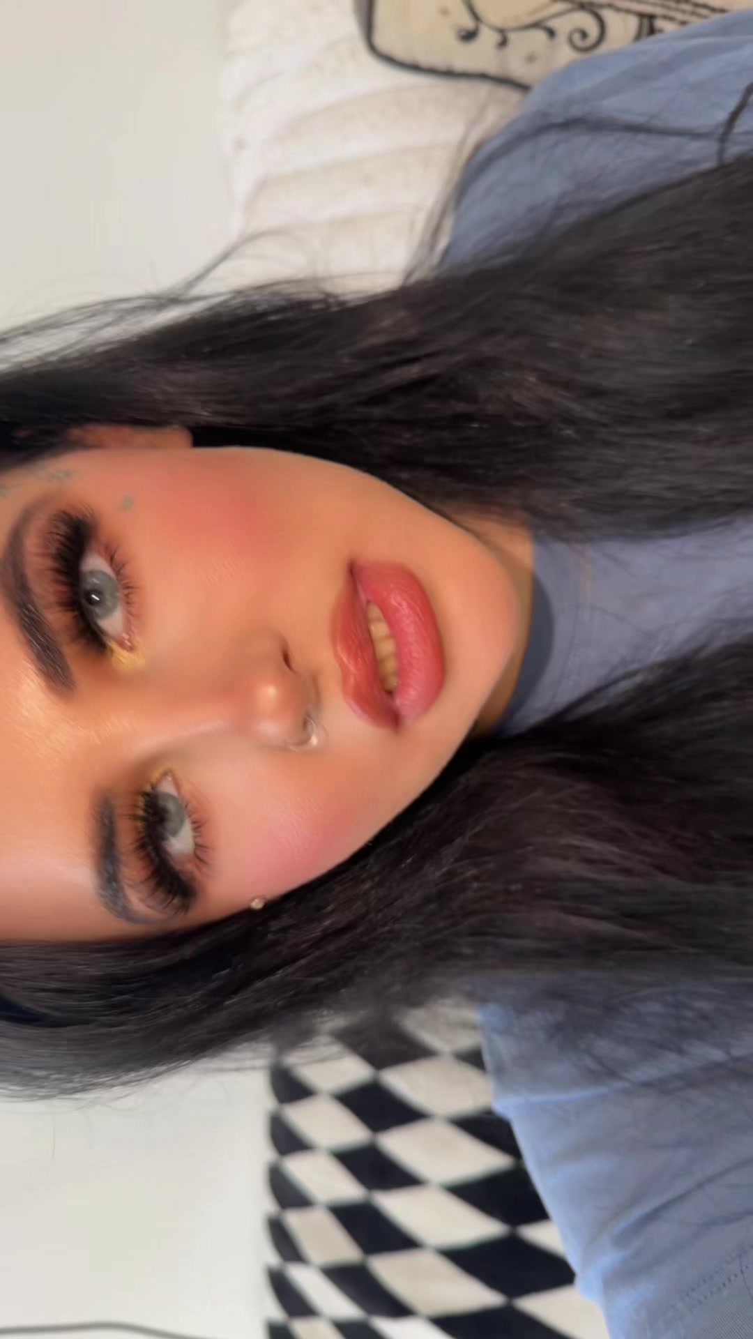 @Nadee444