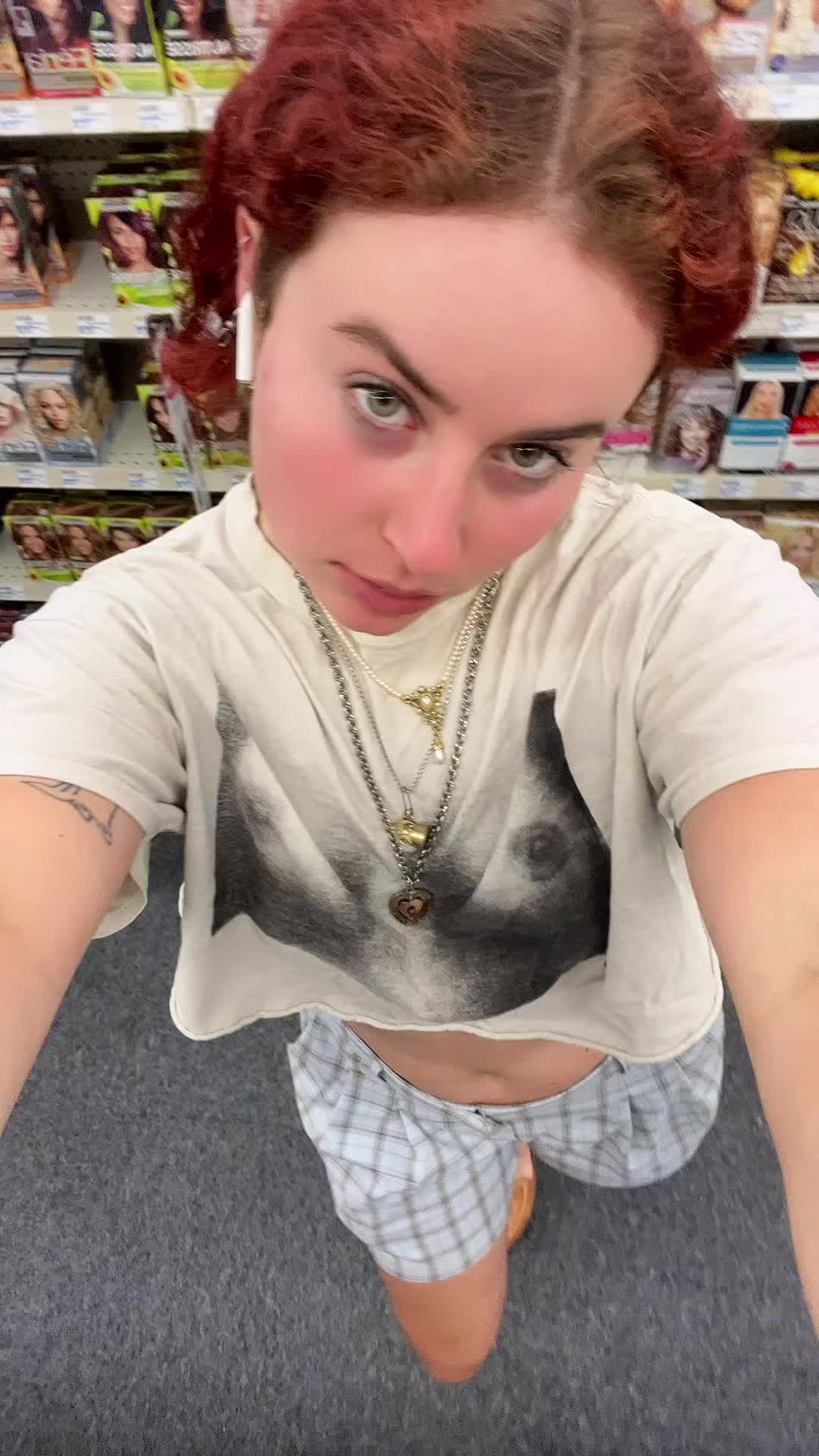 @bella