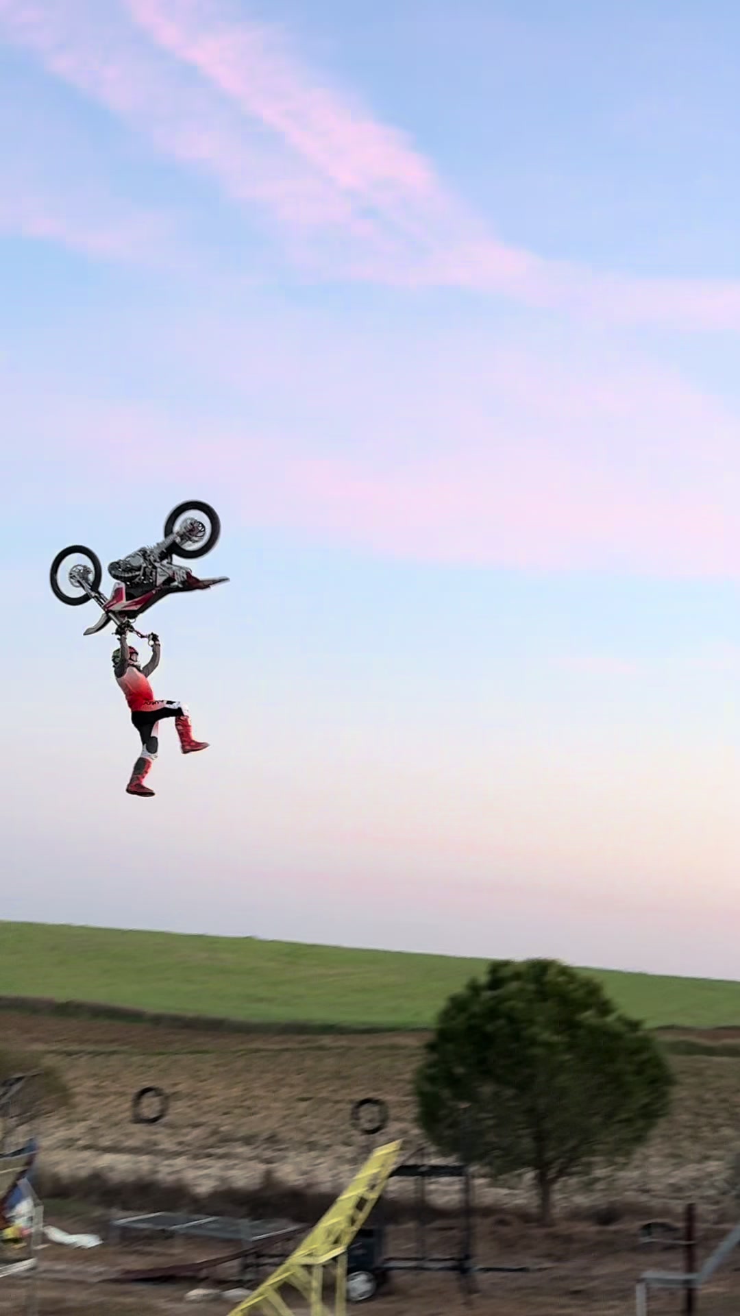 @Pedro Moreno Fmx