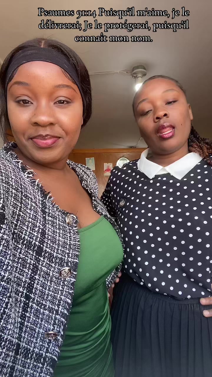 @Tai_sisters
