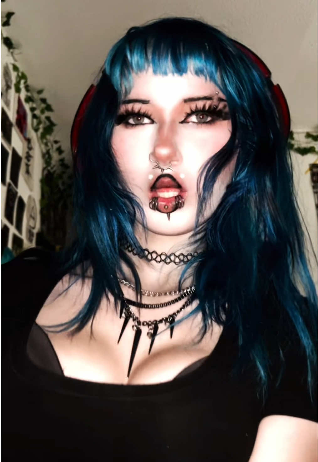 @&bull;🎨gwothixc🎸&bull;