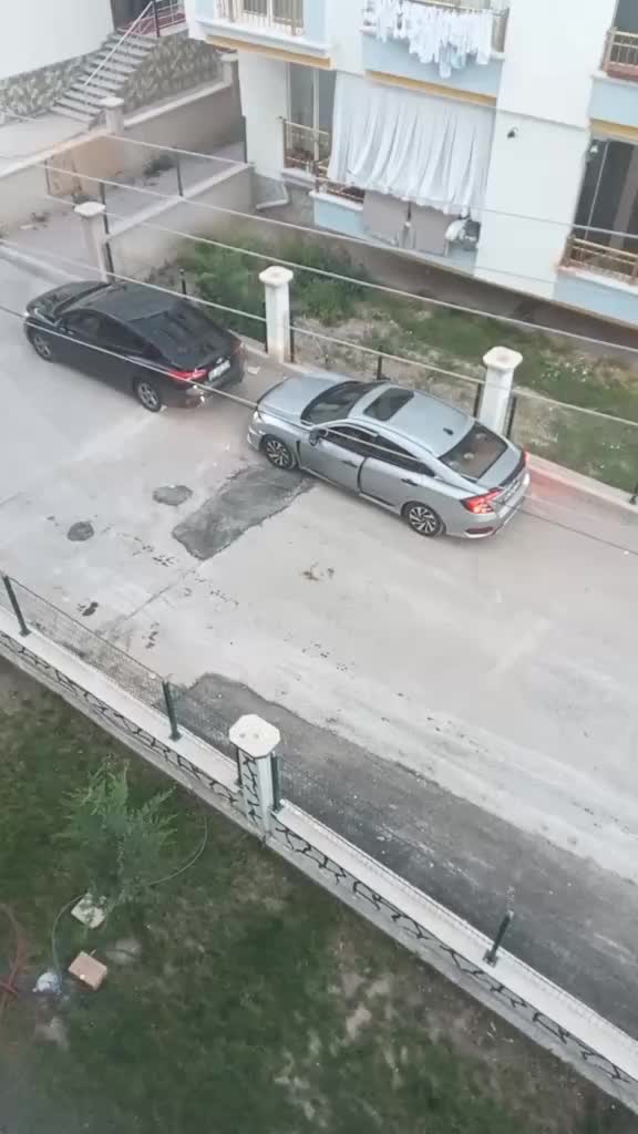 @??
