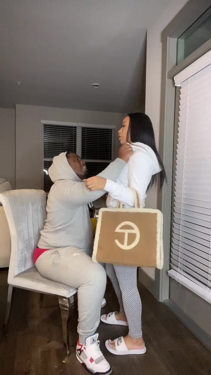 @Lyric_N_Rod