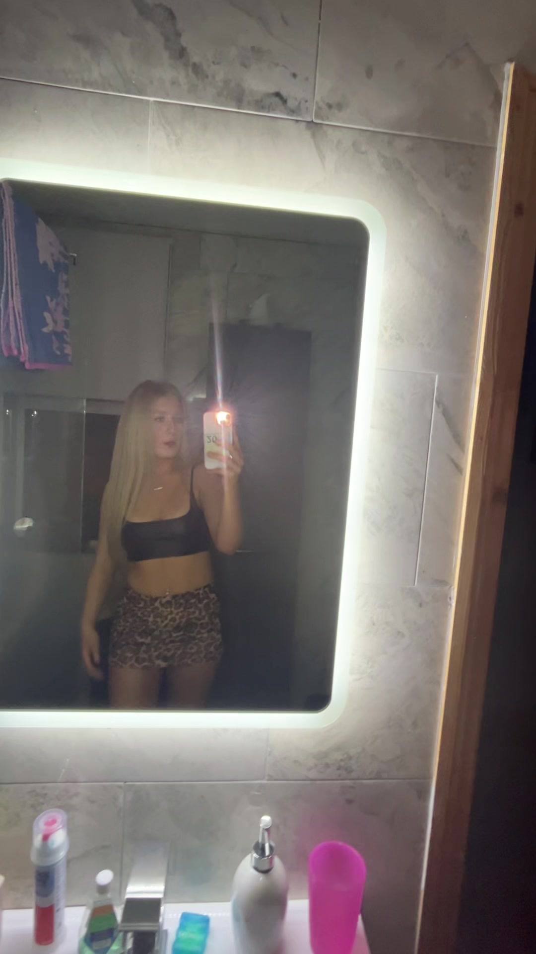 @Ella