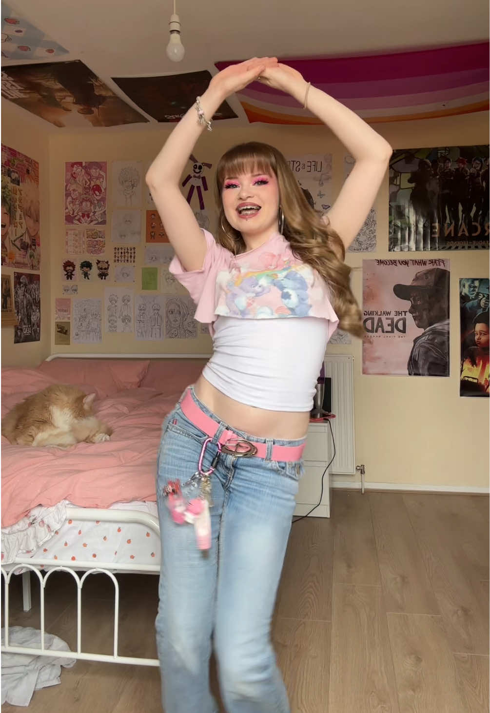 @Brooke 👩&zwj;❤️&zwj;💋&zwj;👩