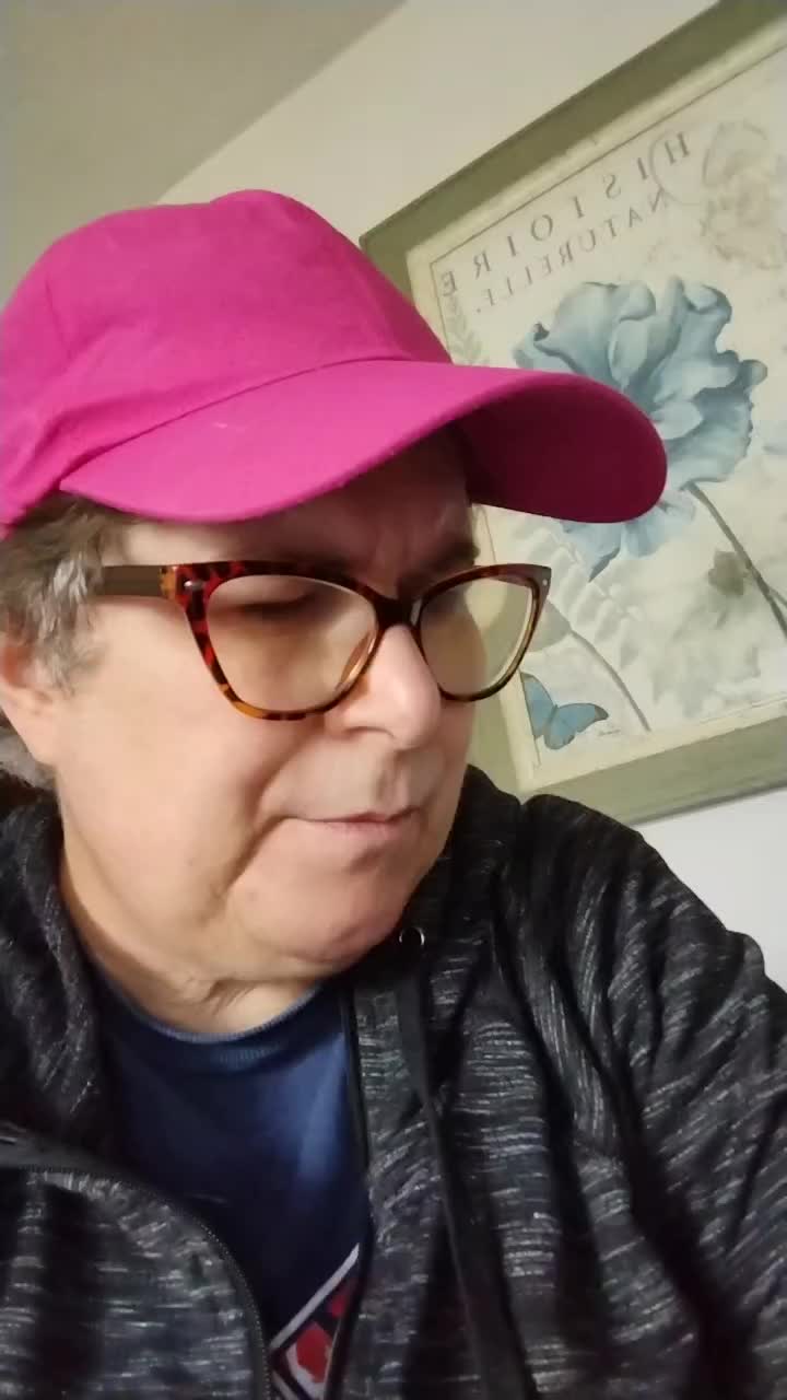 @valerie_
