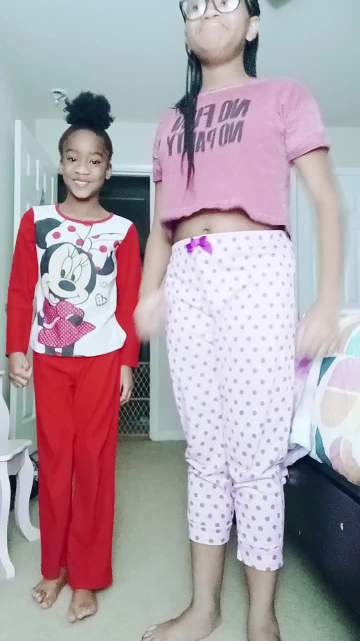 @🄽🄾🄱🄾🄳🅈