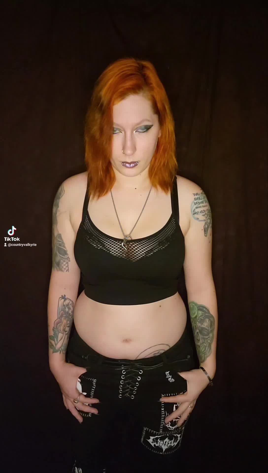 @countryvalkyrie