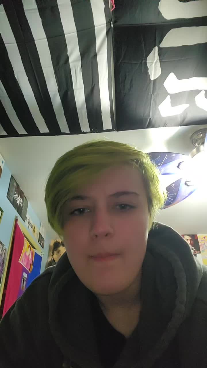 @𝘽𝙚𝙣𝙯