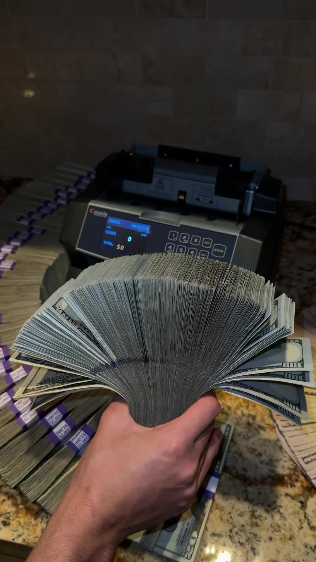 @mezgotrich2 on insta