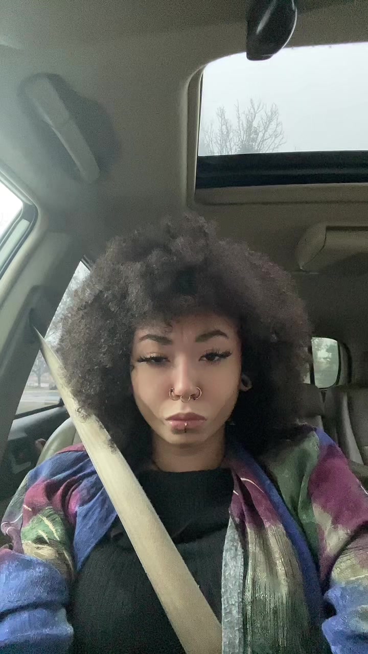 @Ava🌀