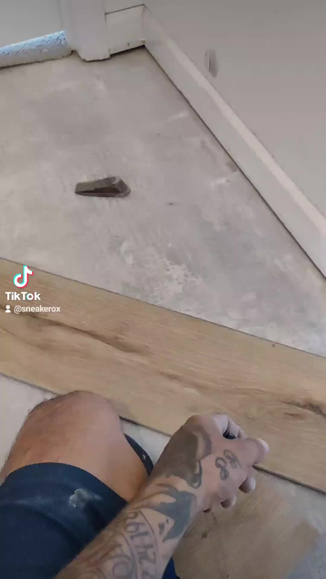 @Lu