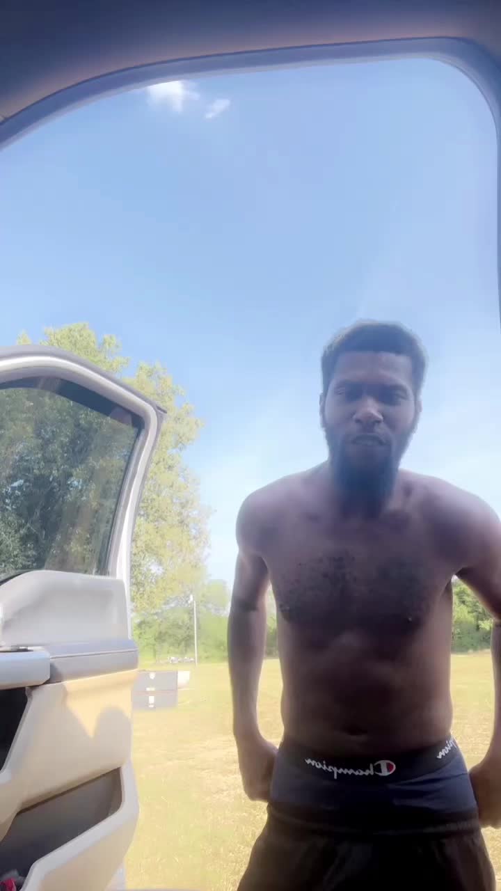 @BrokeBoyBuga