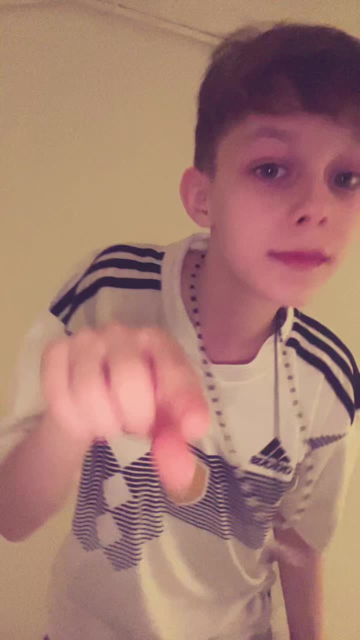 @demziro