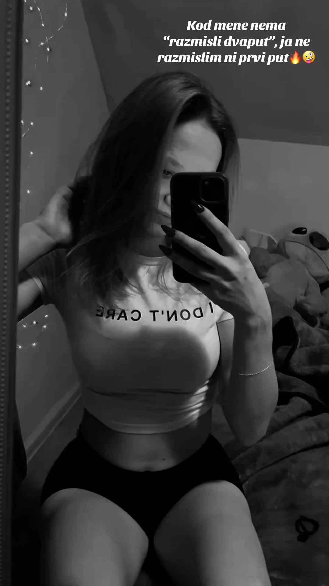 @Mara😈