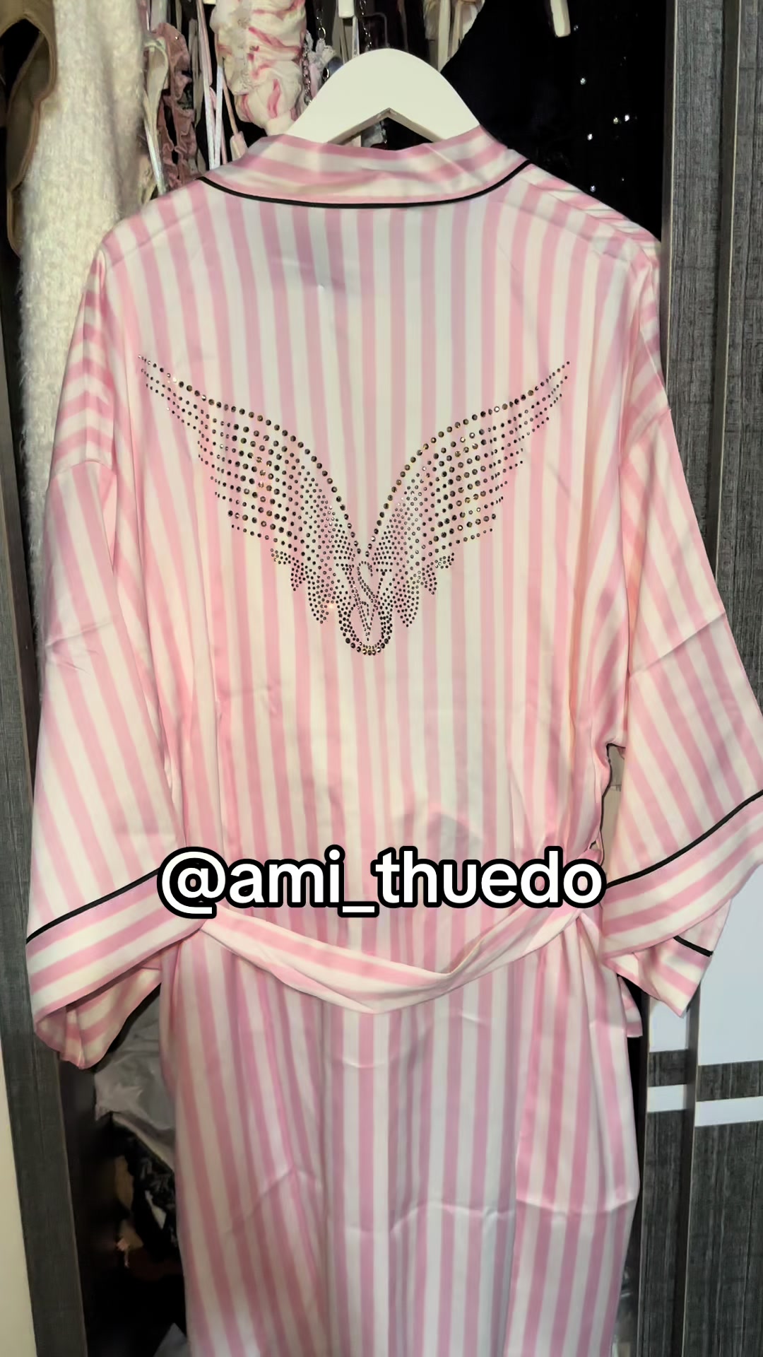 @AMI CHO THUÊ ĐỒ BRAND 👑