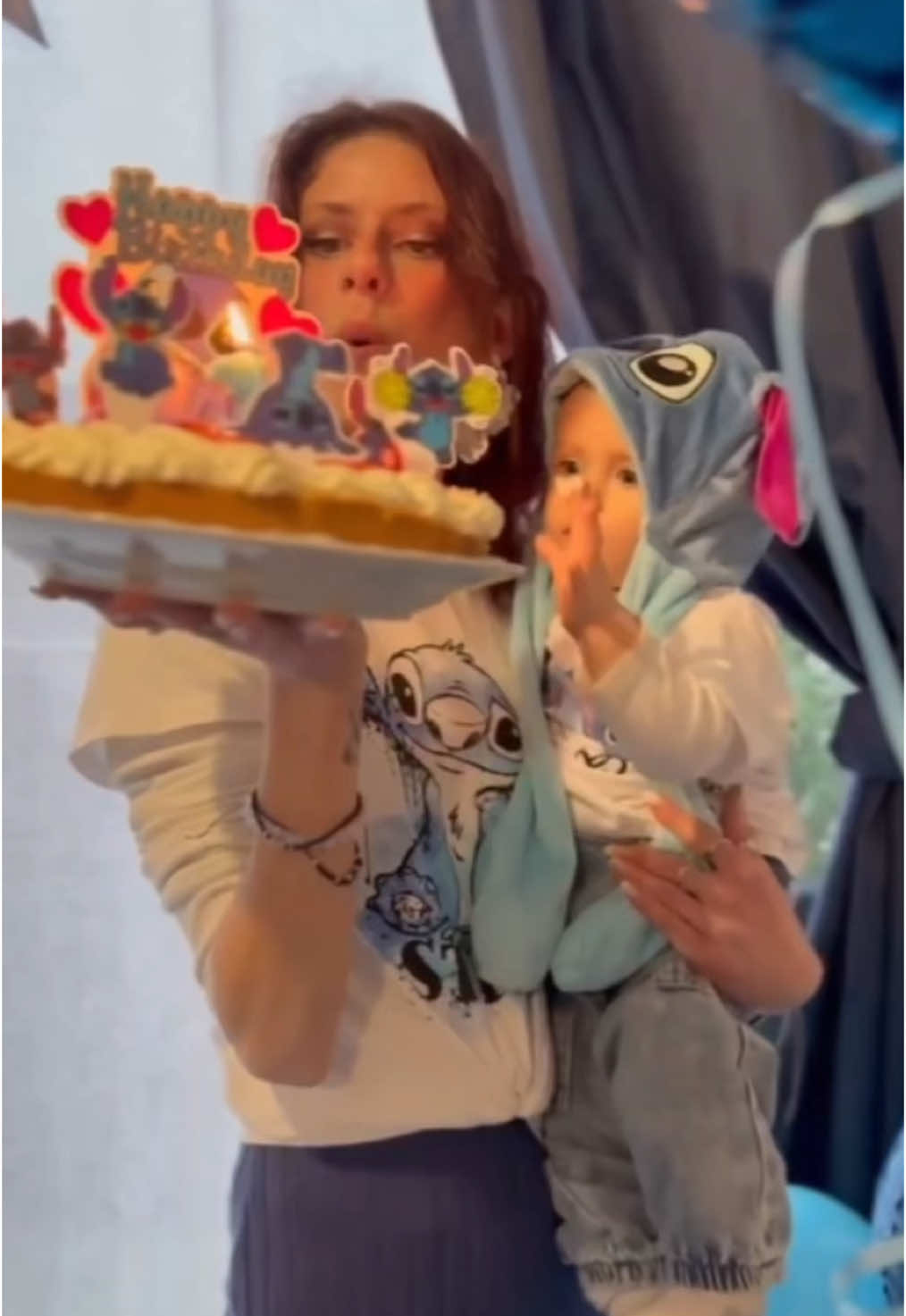 @Mel 🦄