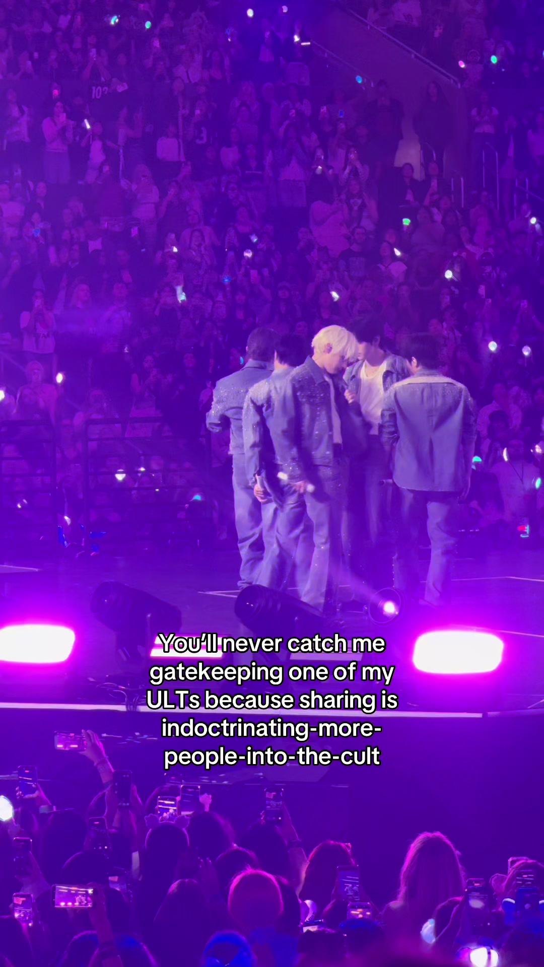 @Ella writes K-pop books