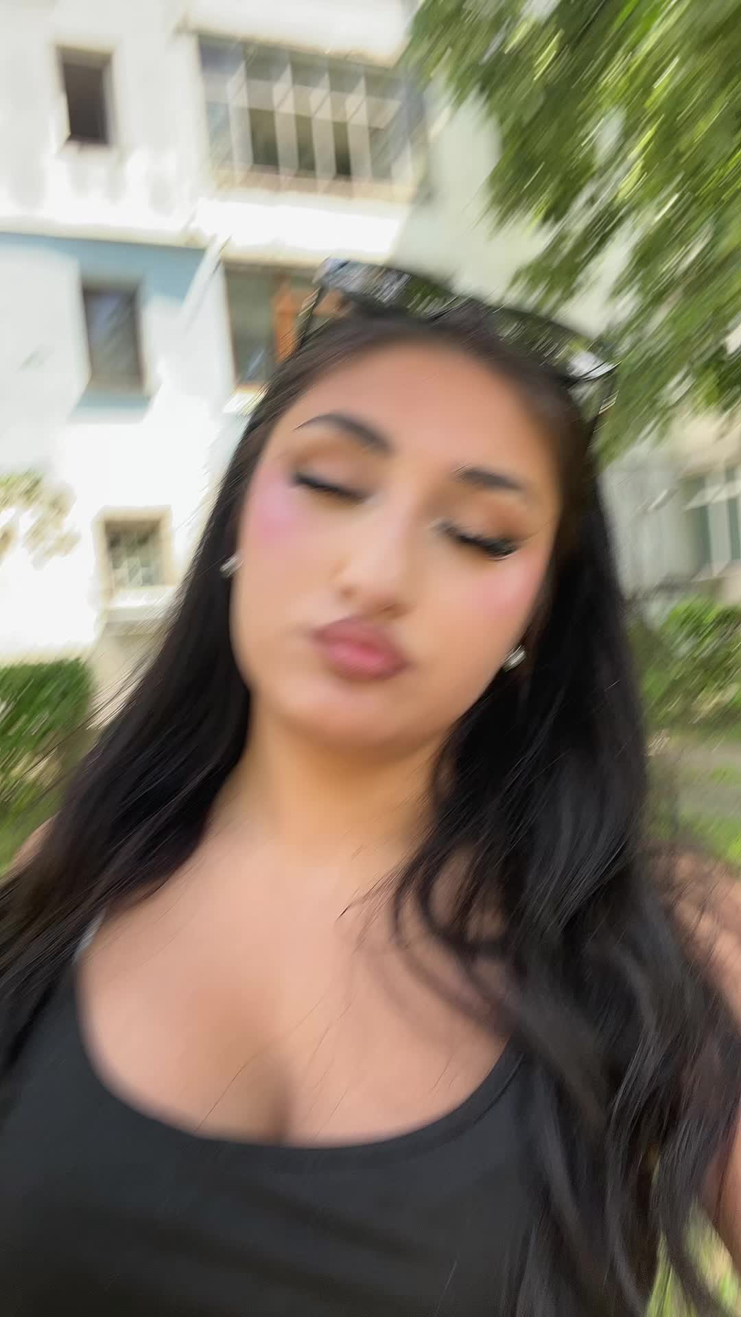@Larissa Ioana