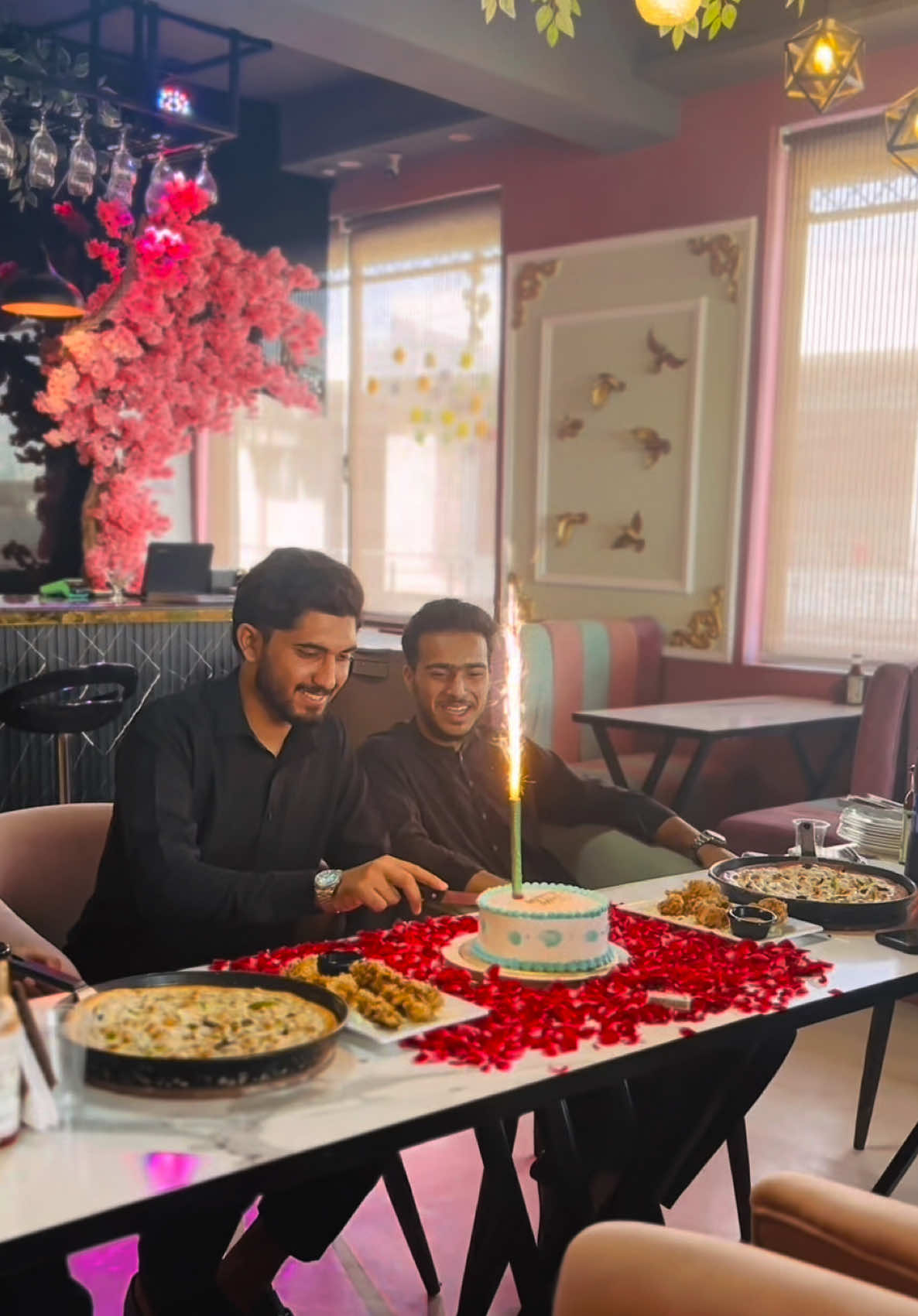 @HUZAIFA TANOLI 🚩