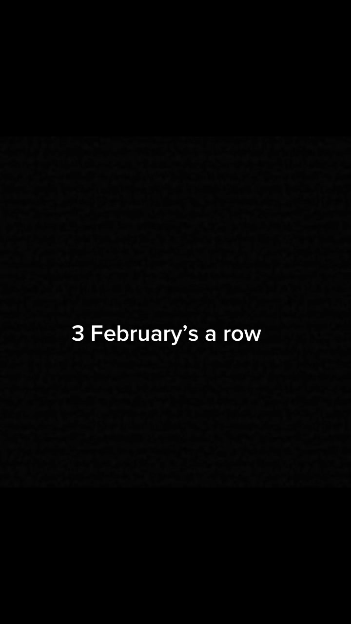 @Courtneey_22