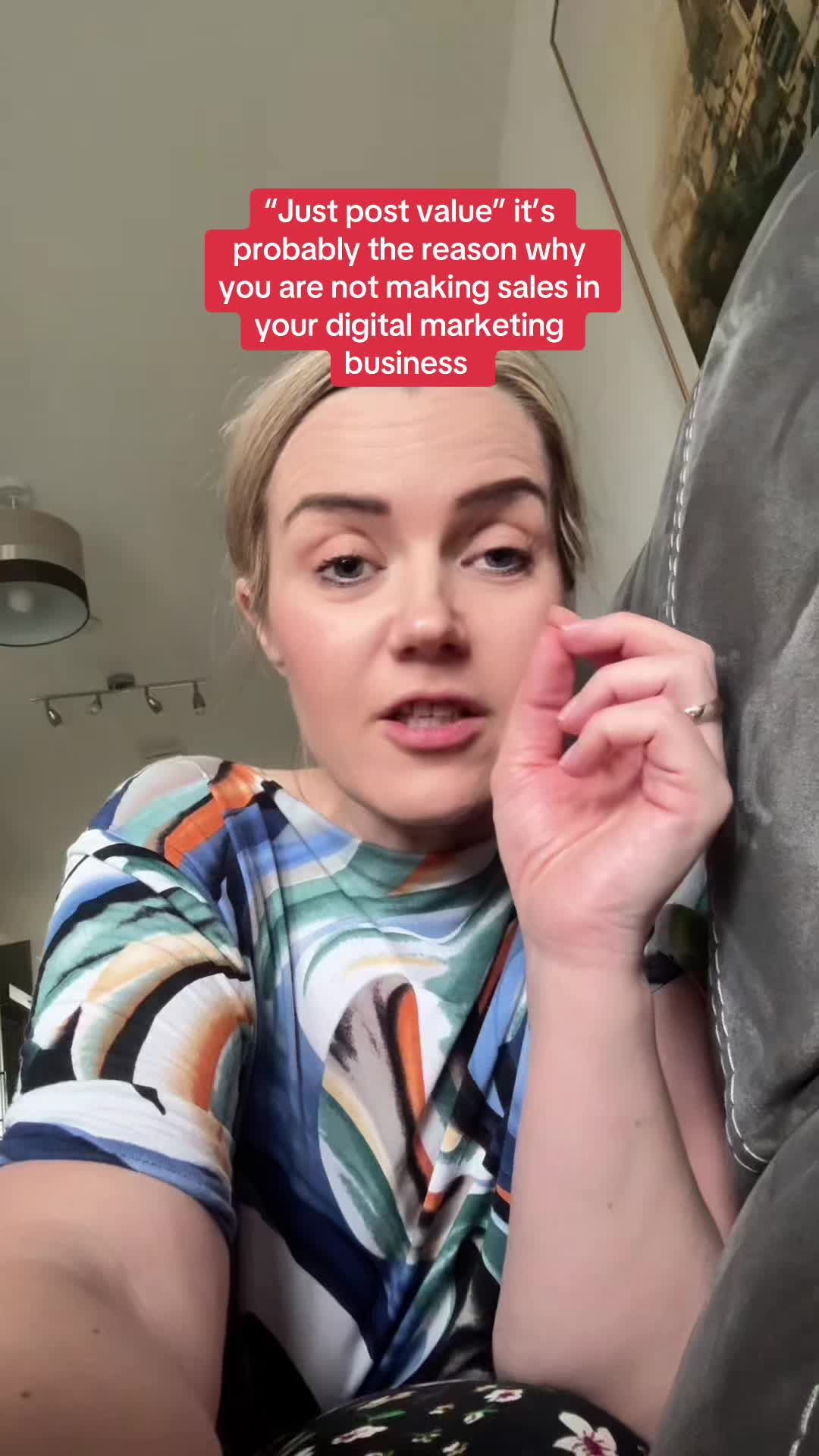 @Content Cash Queen