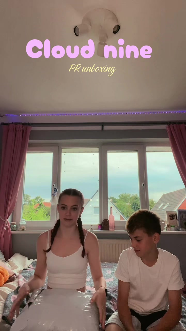 @𝓛𝓲𝓵𝔂 𝓪𝓷𝓷