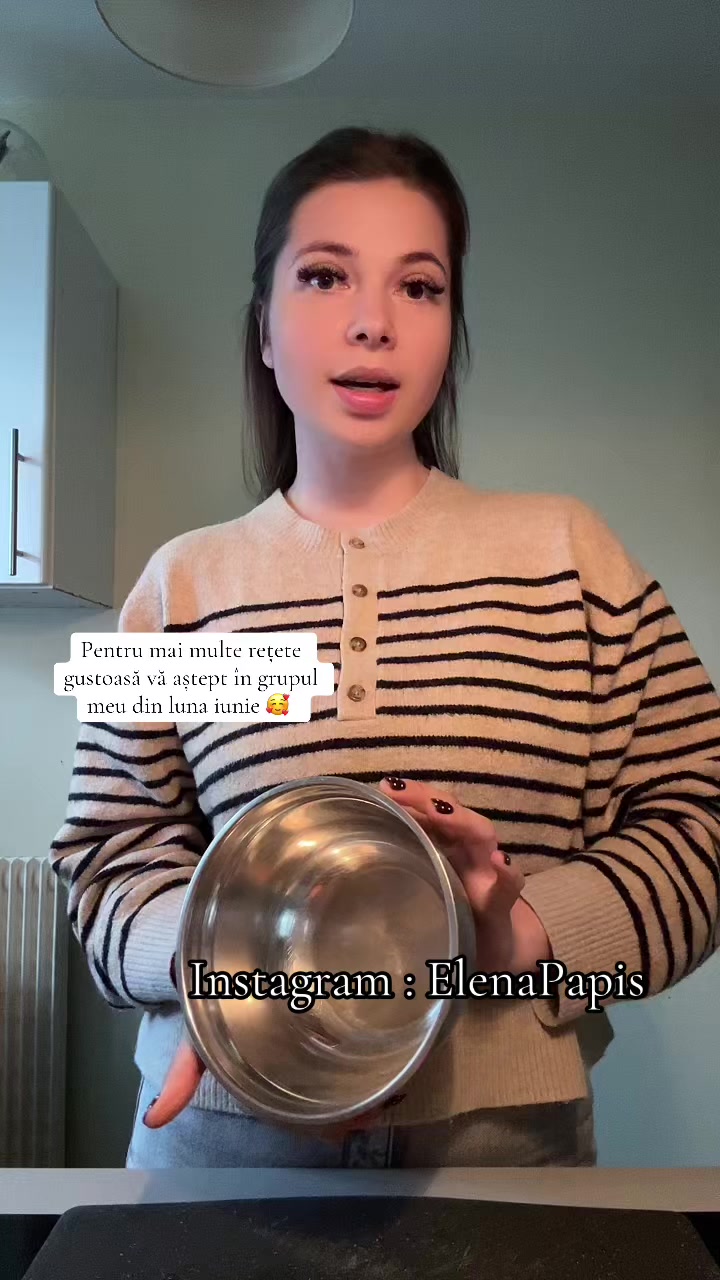 @Elena Papis || Paris France