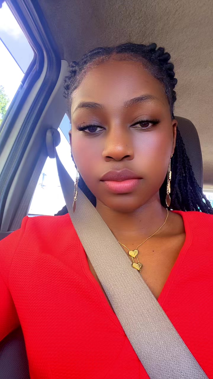 @Sarah Mcute 💕