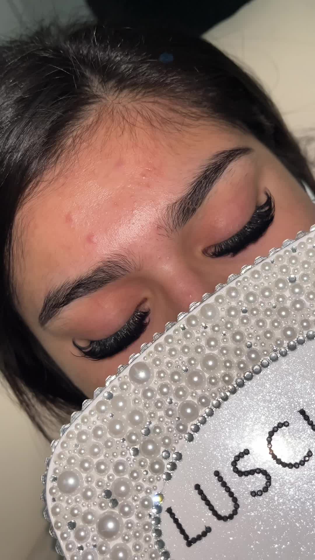 @_lusciouslashes___
