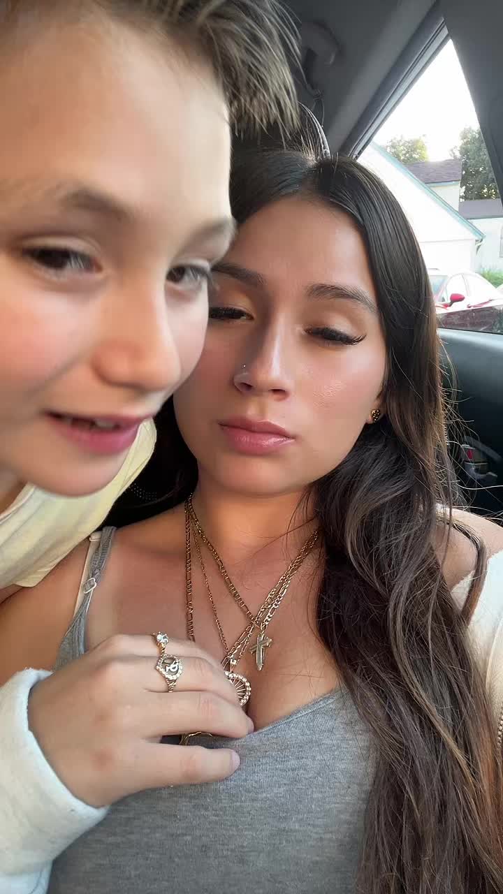 @iheartherboobiiess