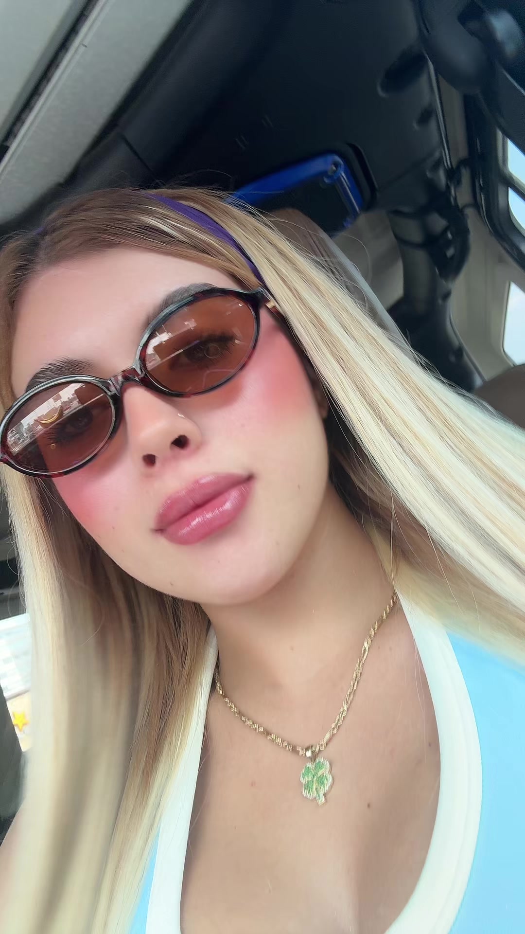 @isabella_lacolombiana