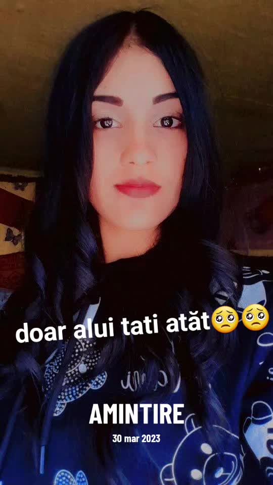 @Cristina stan🥰💗💖