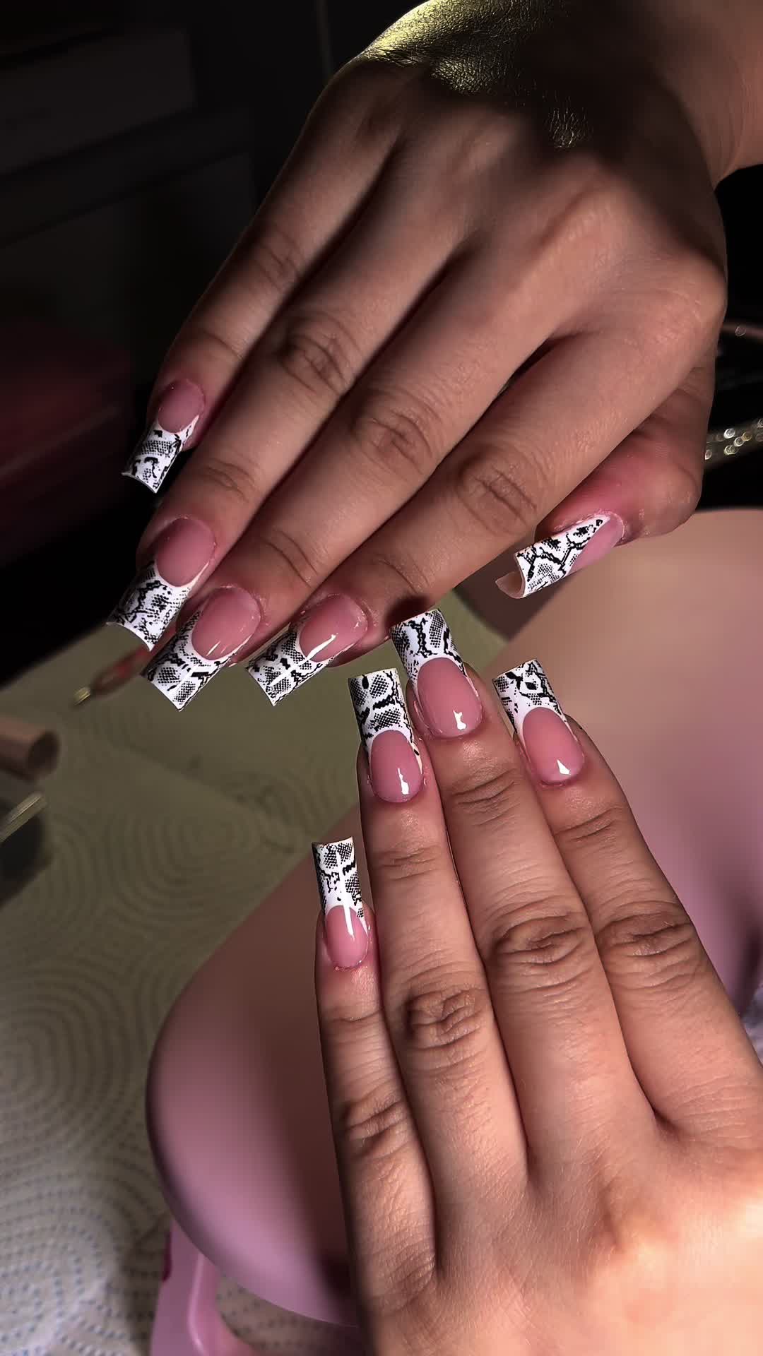 @vivianacappaii