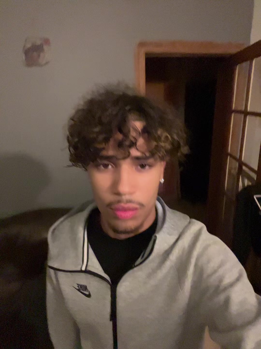 @Ads 1️⃣