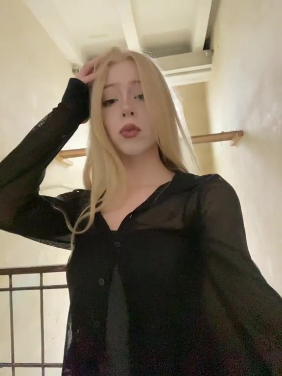 @🪷