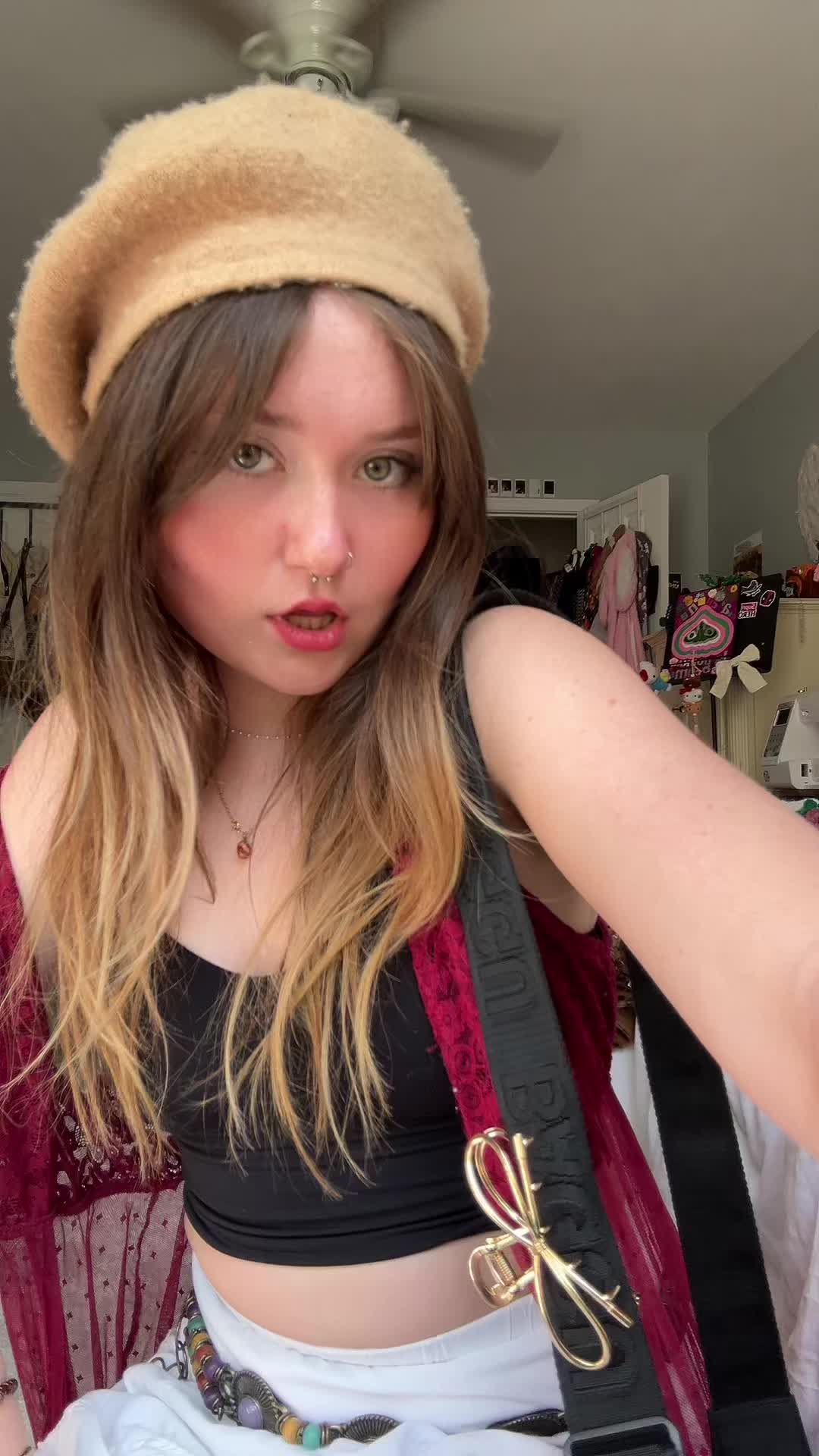 @Chann<3