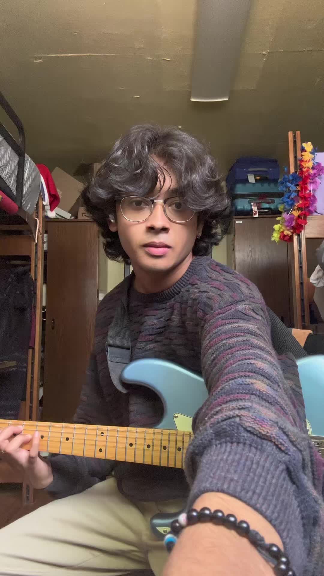 @KM