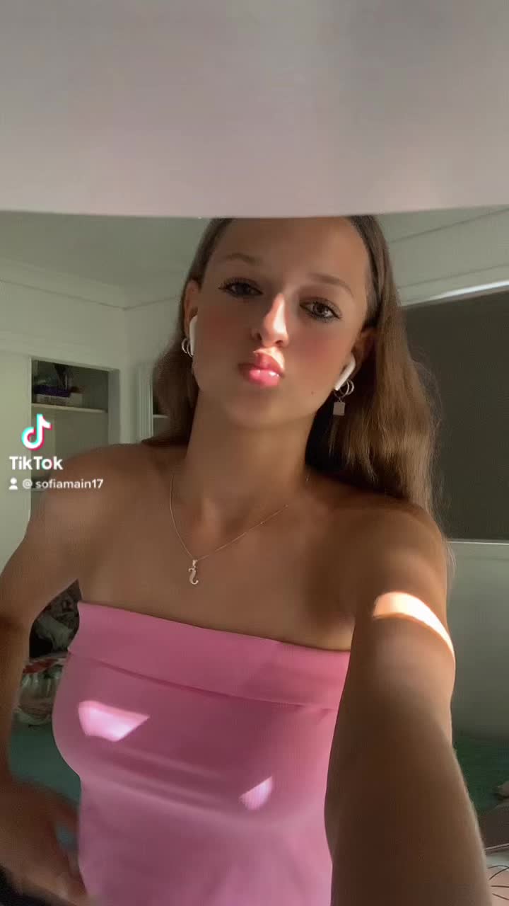 @𝓢𝓸𝓯