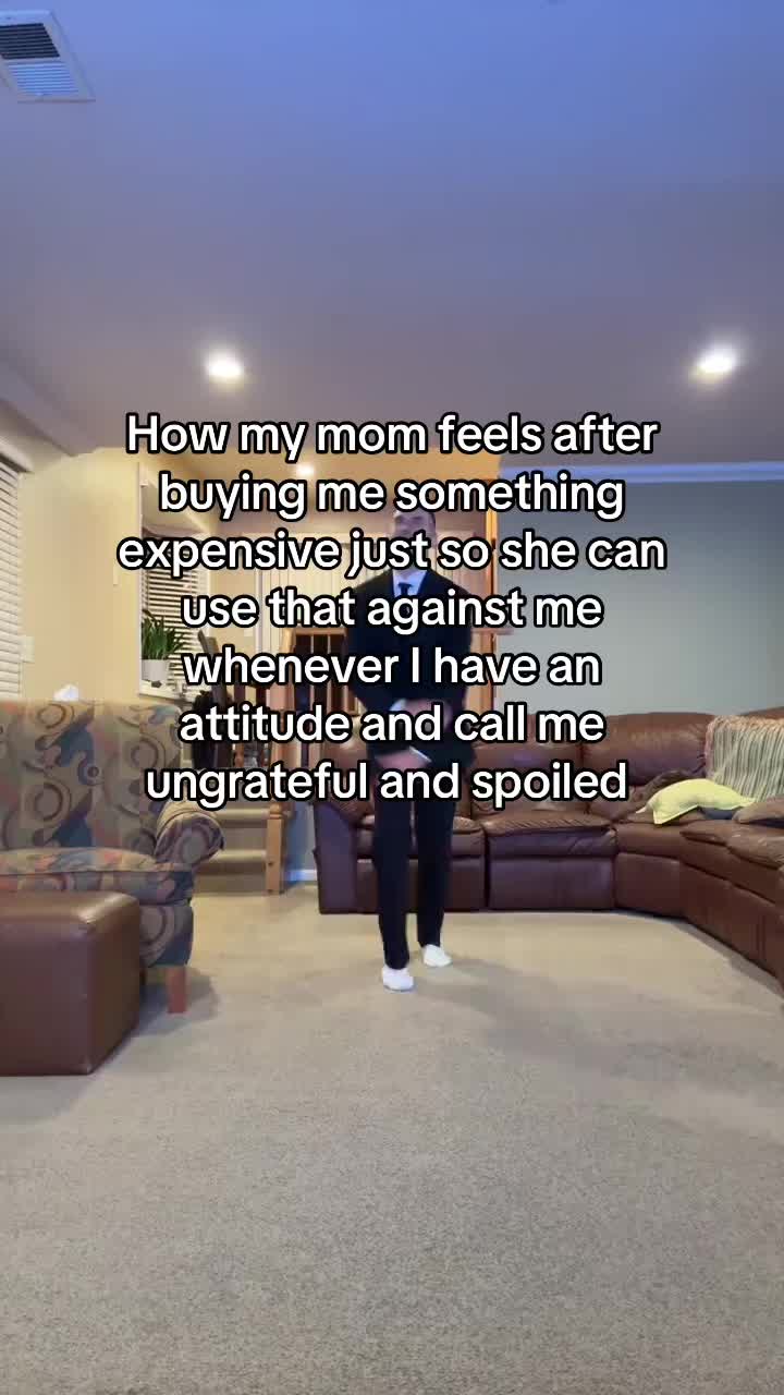@🕷️🕸️