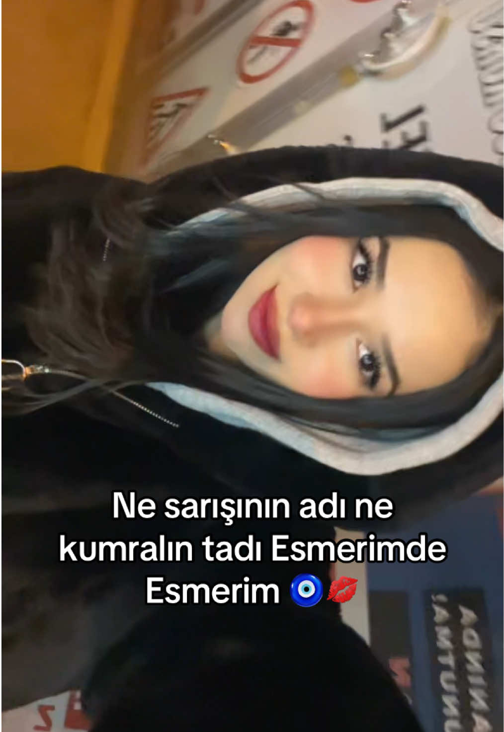 @Zeyzey